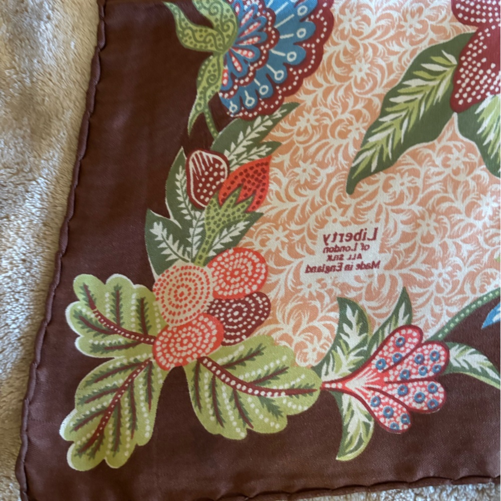 Liberty of London Rare Silk Scarf - Picture 3 of 7